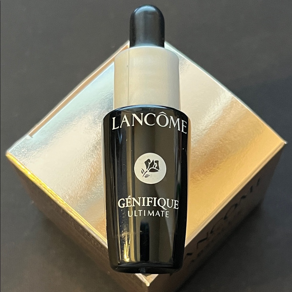 NWT Lancôme Génifique Ultimate Dual Recovery Face Serum Deluxe Mini (7 ml)